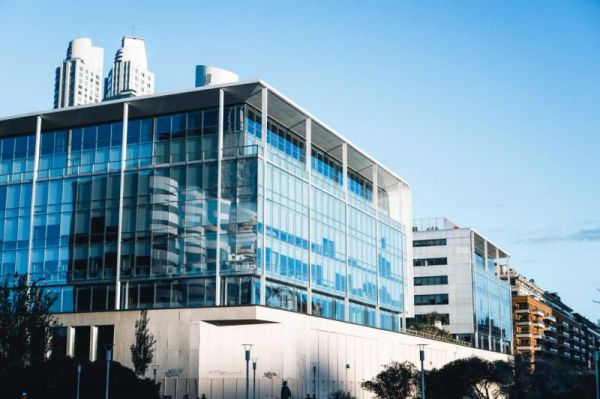 建筑設備監(jiān)控系統(tǒng)，節(jié)能減排方案，能效提升，環(huán)境保護