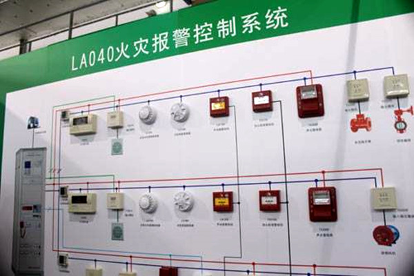 出現(xiàn)火警時,樓宇控制系統(tǒng)如何快速做出反應? 出現(xiàn)火警時,樓宇控制系統(tǒng)如何快速做出反應?