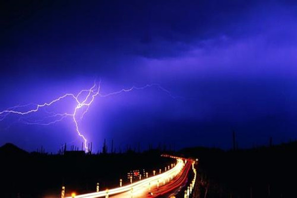 利用好智能樓宇控制系統(tǒng),防雷檢測(cè)不是問題! 利用好智能樓宇控制系統(tǒng),防雷檢測(cè)不是問題!