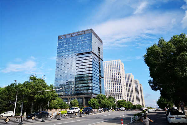 樓宇智能化技術飛速發(fā)展，智能樓宇越來越“?！保?圖1)